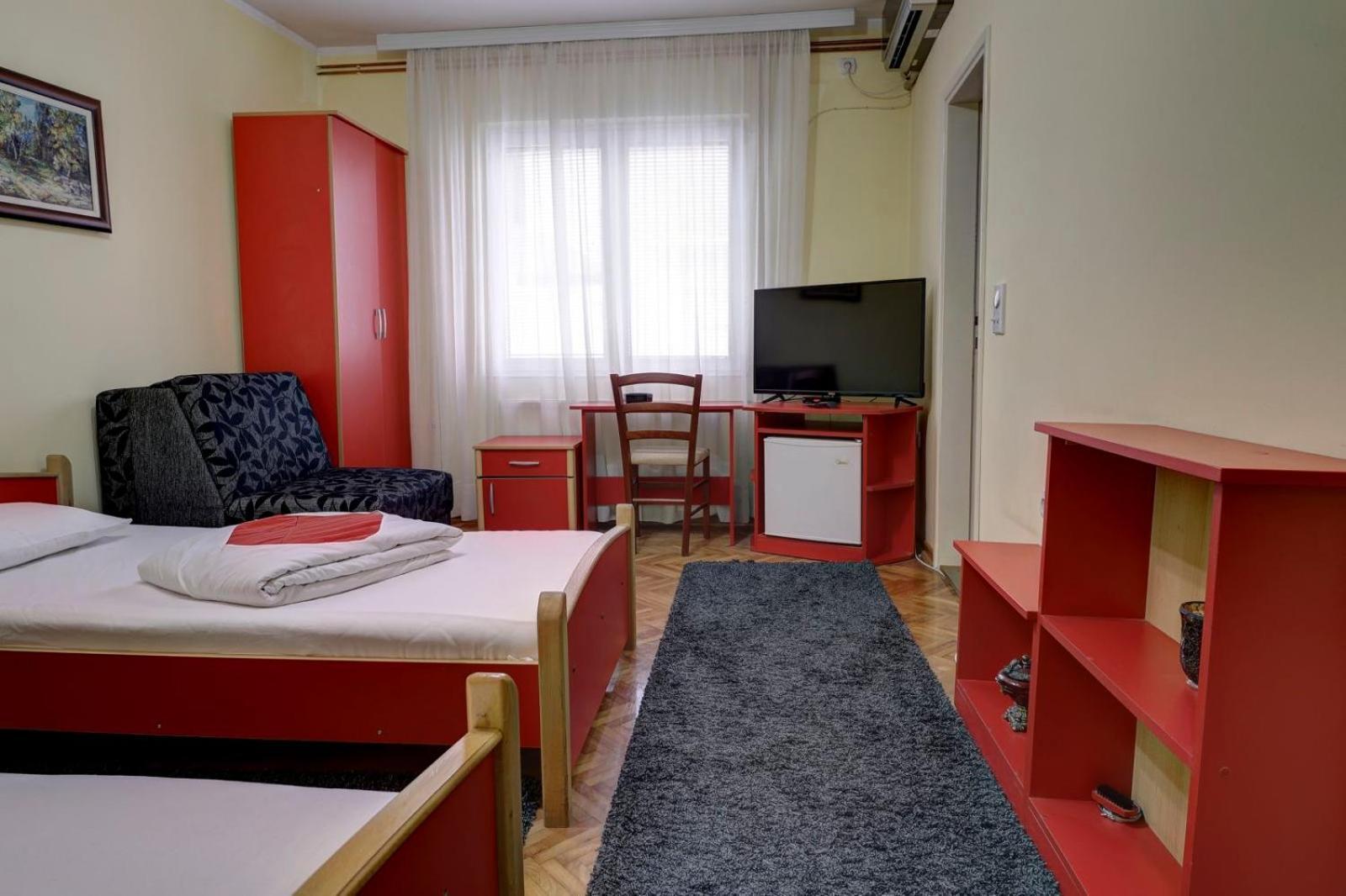Hotel Perla Ldm Leskovac Leskovac  Eksteriør billede