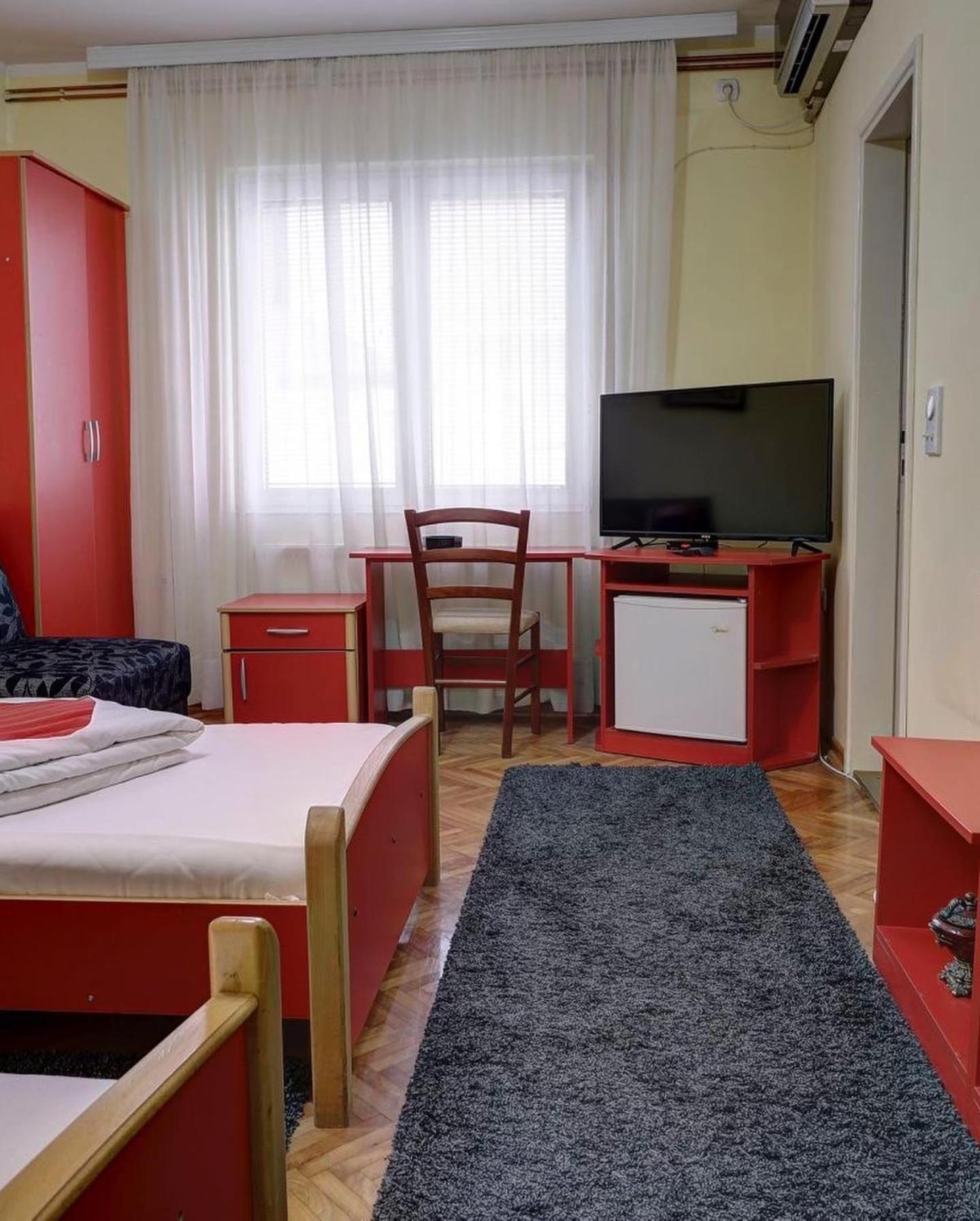 Hotel Perla Ldm Leskovac Leskovac  Eksteriør billede